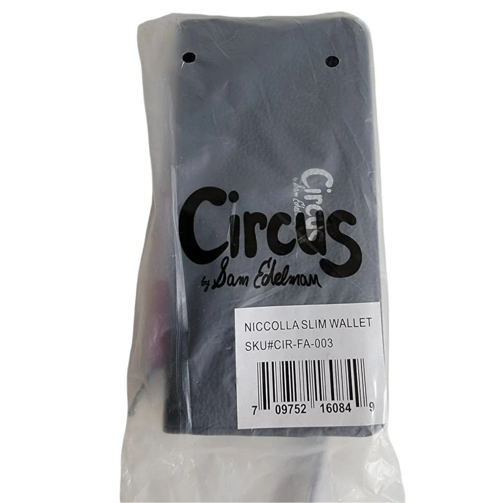 🛑 2 / $40 Sale! SAM Edelman - Circus Niccolla Slim Black Wallet NWT